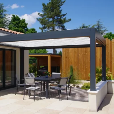 Pergola moderne pour un espace repas