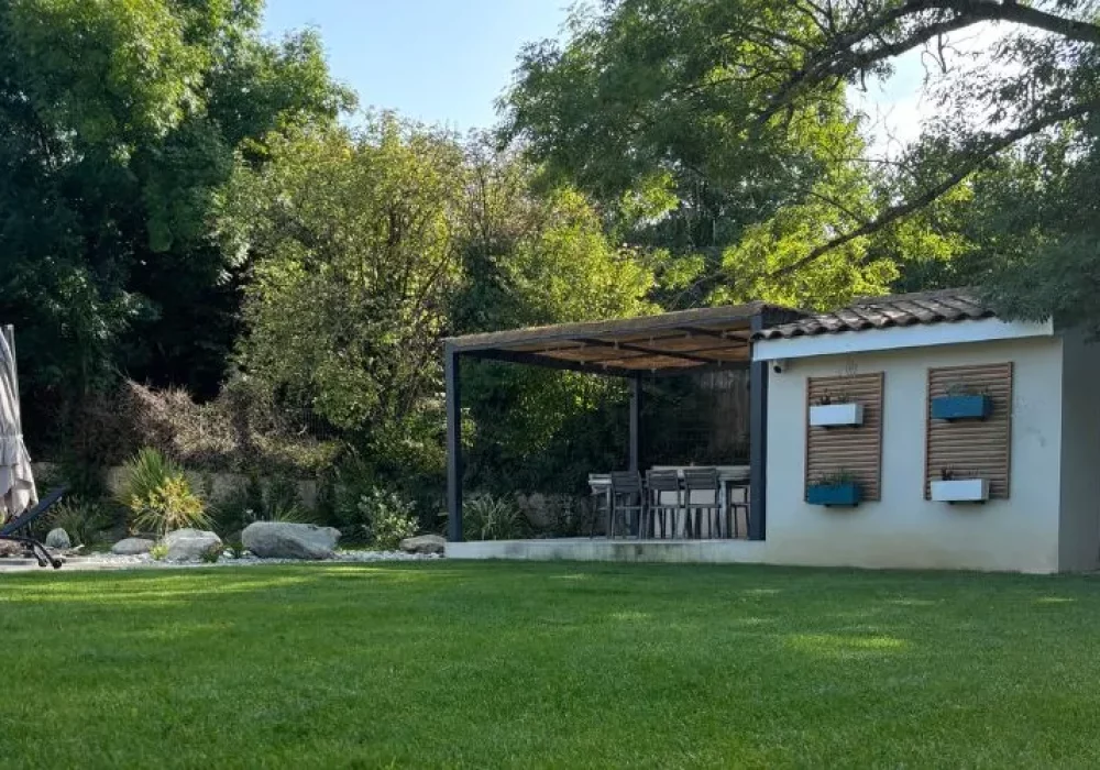Poolhouse avec local piscine