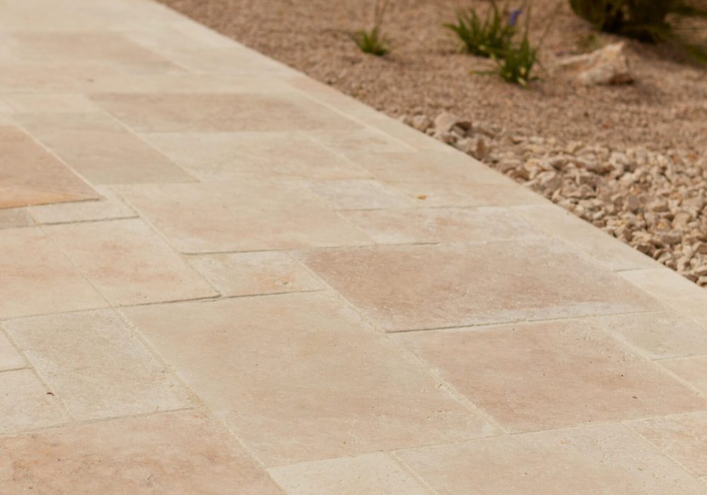 Terrasse pierre naturelle