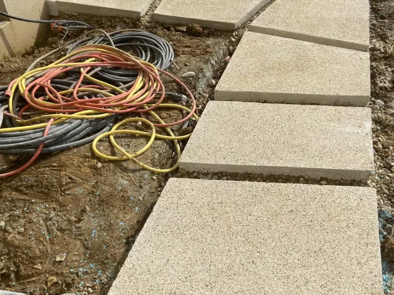 Pas japonais en bétons décoratif